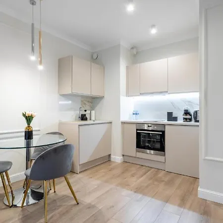 Apartamento Urban Chic - Luxury -15 People- Mennica