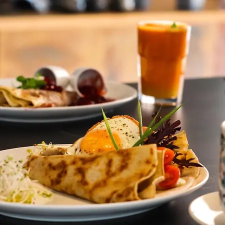 Close-urban Chic- Mennica - Center - For 15 Guests Lejlighed