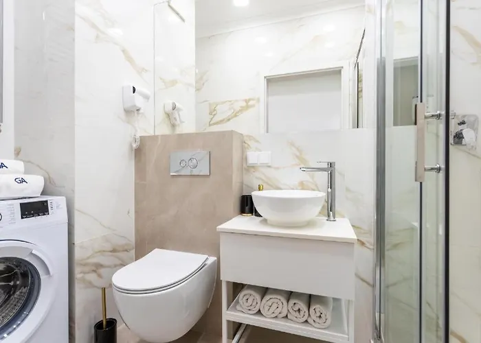 Apartman Close-urban Chic- Mennica - Center - For 15 Guests