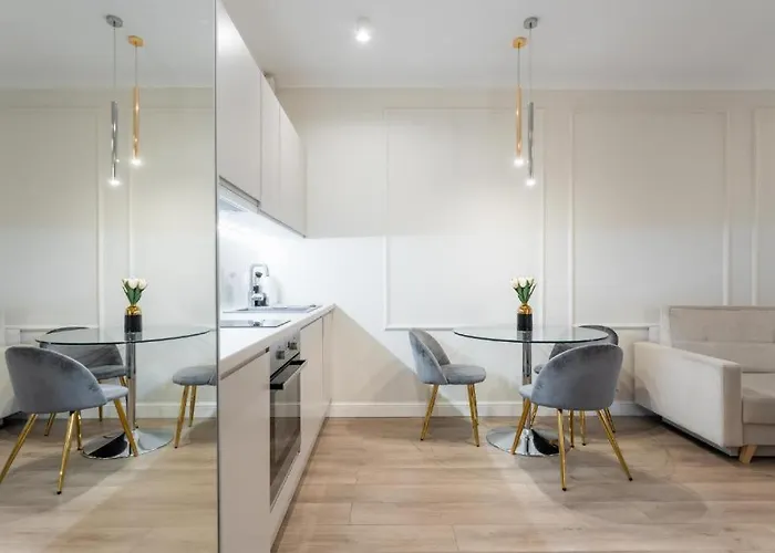 Close-urban Chic- Mennica - Center - For 15 Guests * Varsó